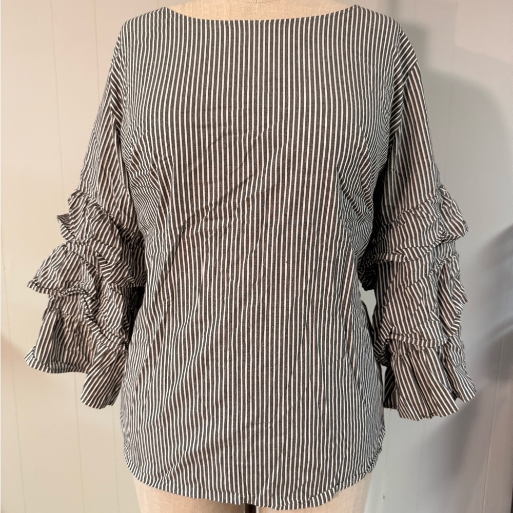 Ava & Viv Black and White Striped Blouse with Ruffle Sleeves